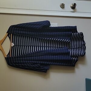 EUC Lularoe Navy and White Lindsay Kimono